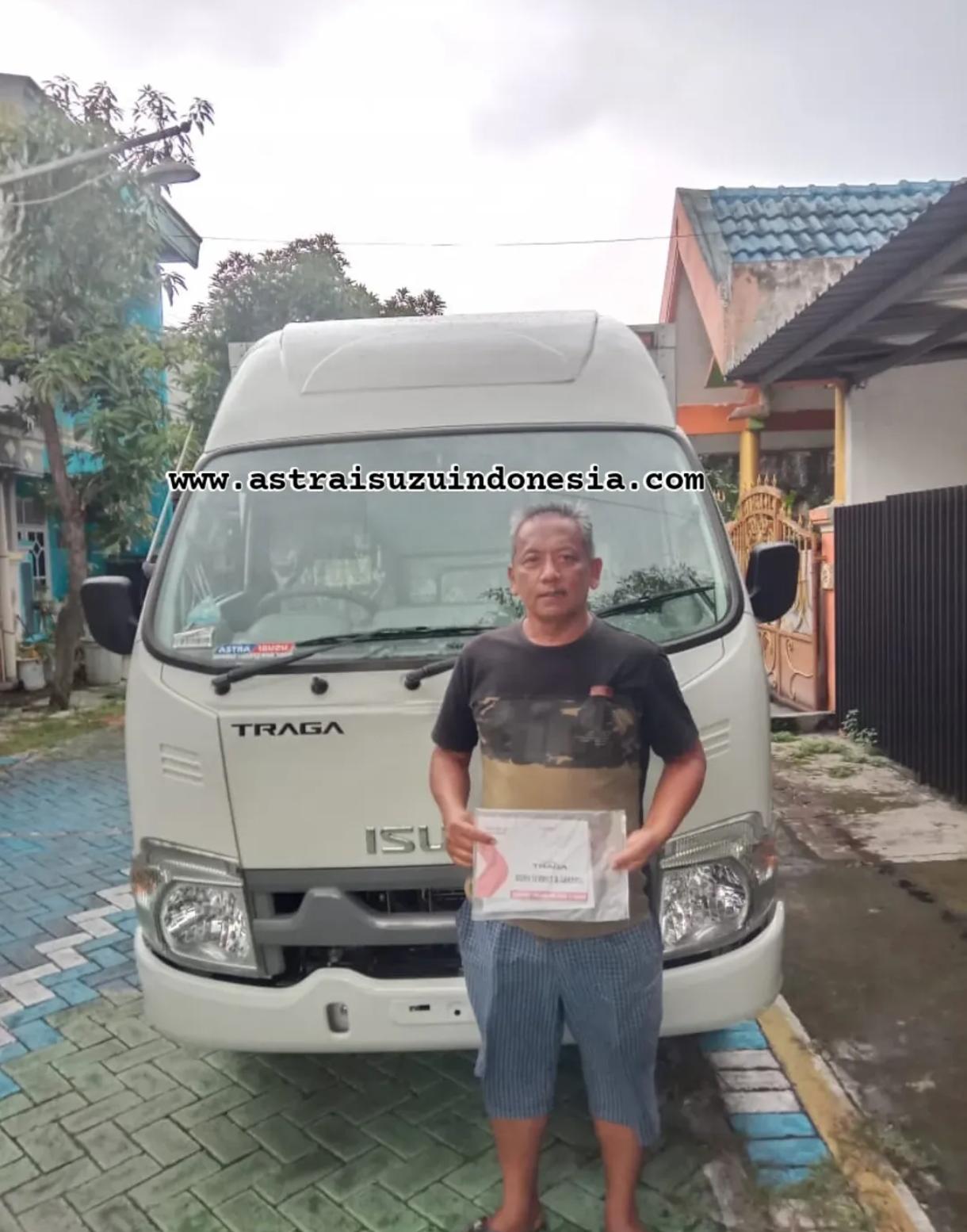 Isuzu Traga Box jember